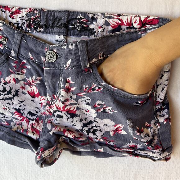 Vanilla Star Women Shorts Size 9 Blue Embroidery Floral Twill 1.5” Inseam - Picture 9 of 10
